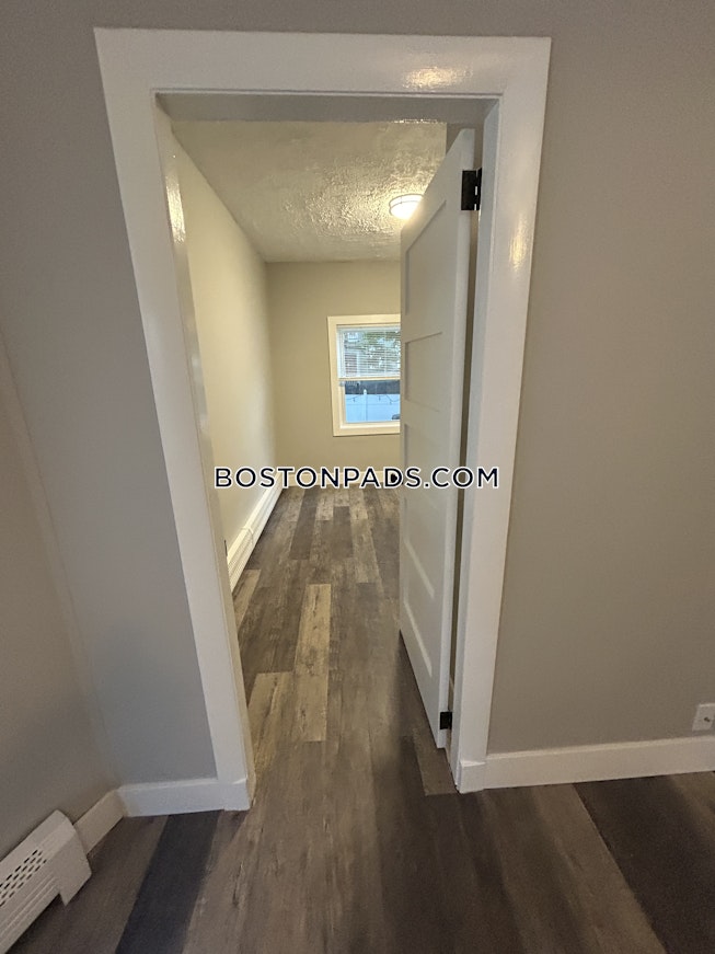 Medford - $2,900+ /mo