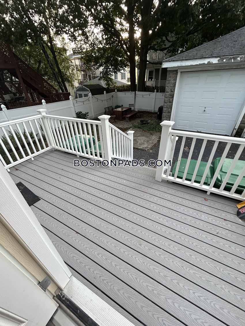 MEDFORD - TUFTS - 2 Beds, 1 Bath - Image 36
