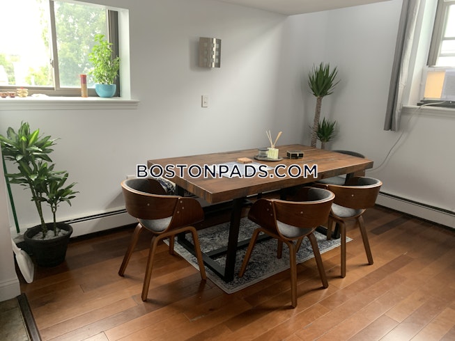 Everett - $2,600+ /mo