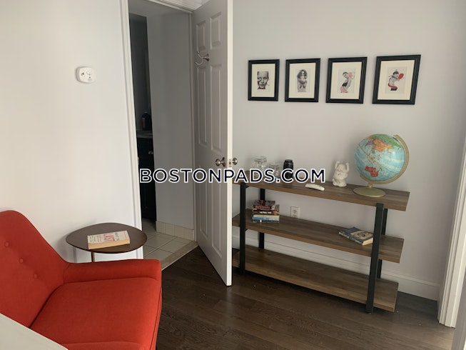 Everett - $2,600+ /mo