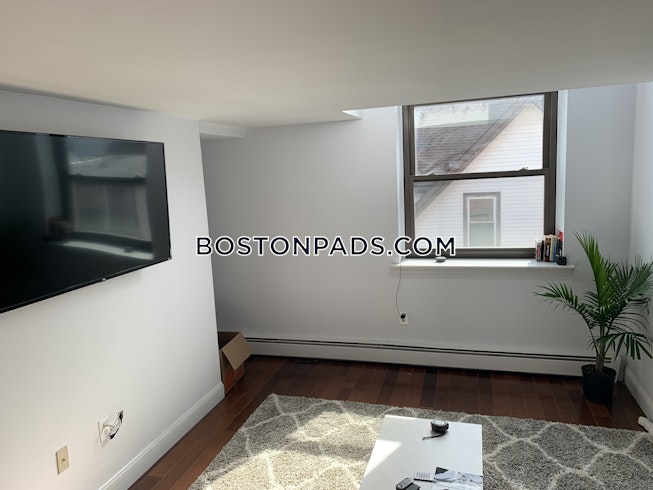 Everett - $2,600+ /mo