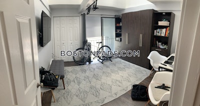 Everett 2 Bed 2 Bath EVERETT $2,800 - $2,600 No Fee