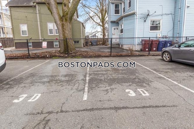 Everett - $2,600+ /mo