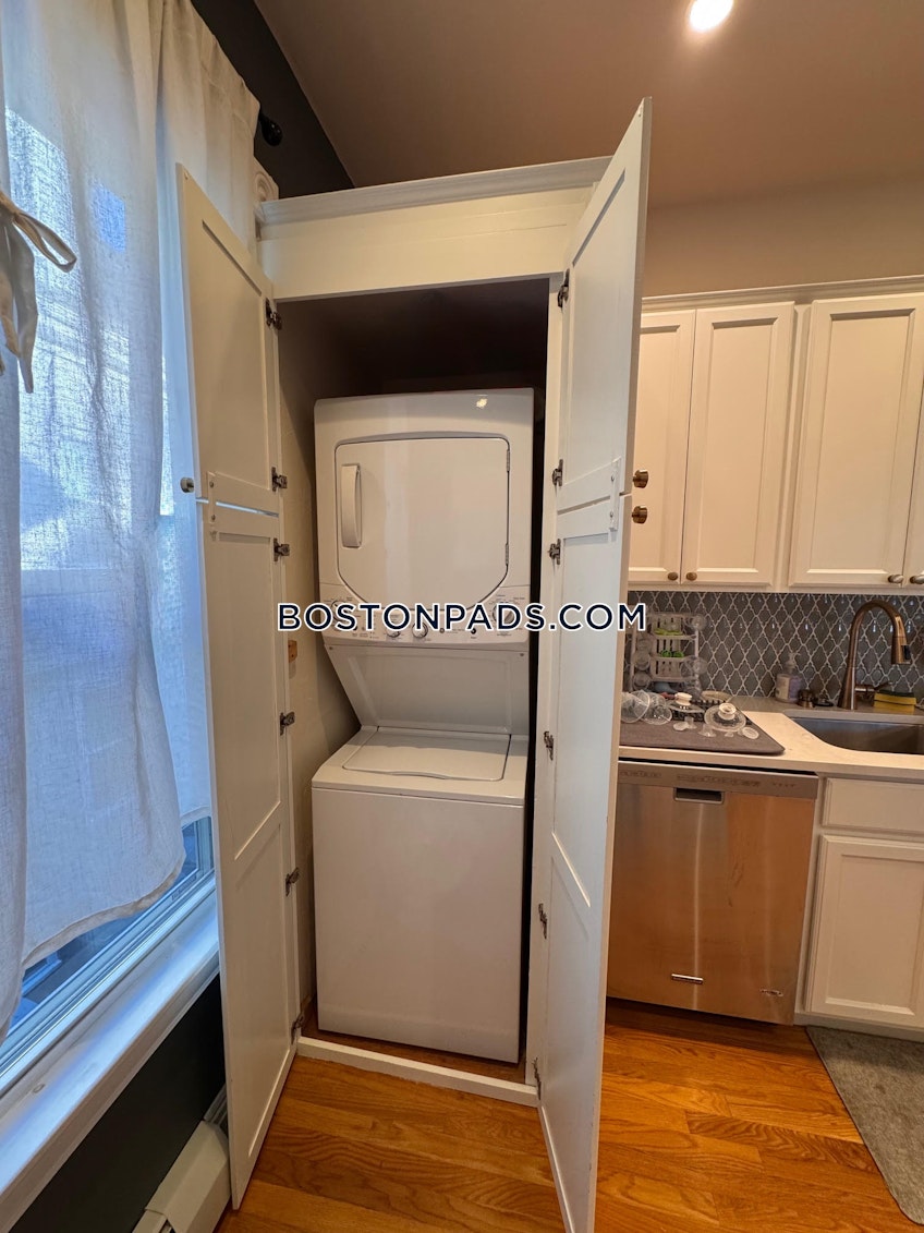 Boston - $2,650+ /month
