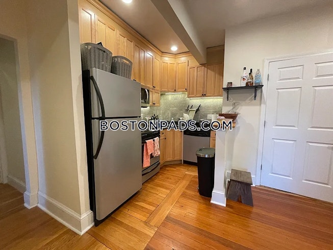 Brookline - $4,200+ /mo