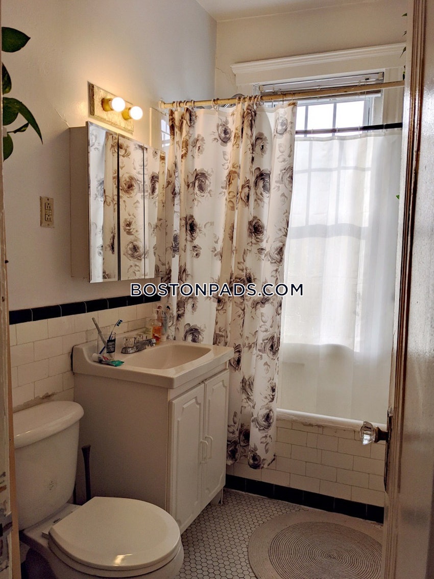 BOSTON - BRIGHTON- WASHINGTON ST./ ALLSTON ST. - 2 Beds, 1 Bath - Image 8