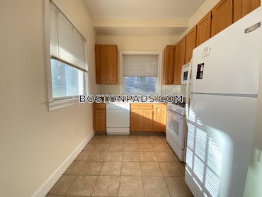 Boston - 3 Beds, 2 Baths