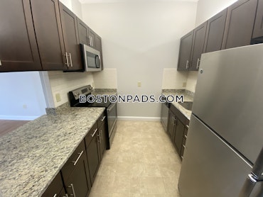 Boston - 2 Beds, 2 Baths