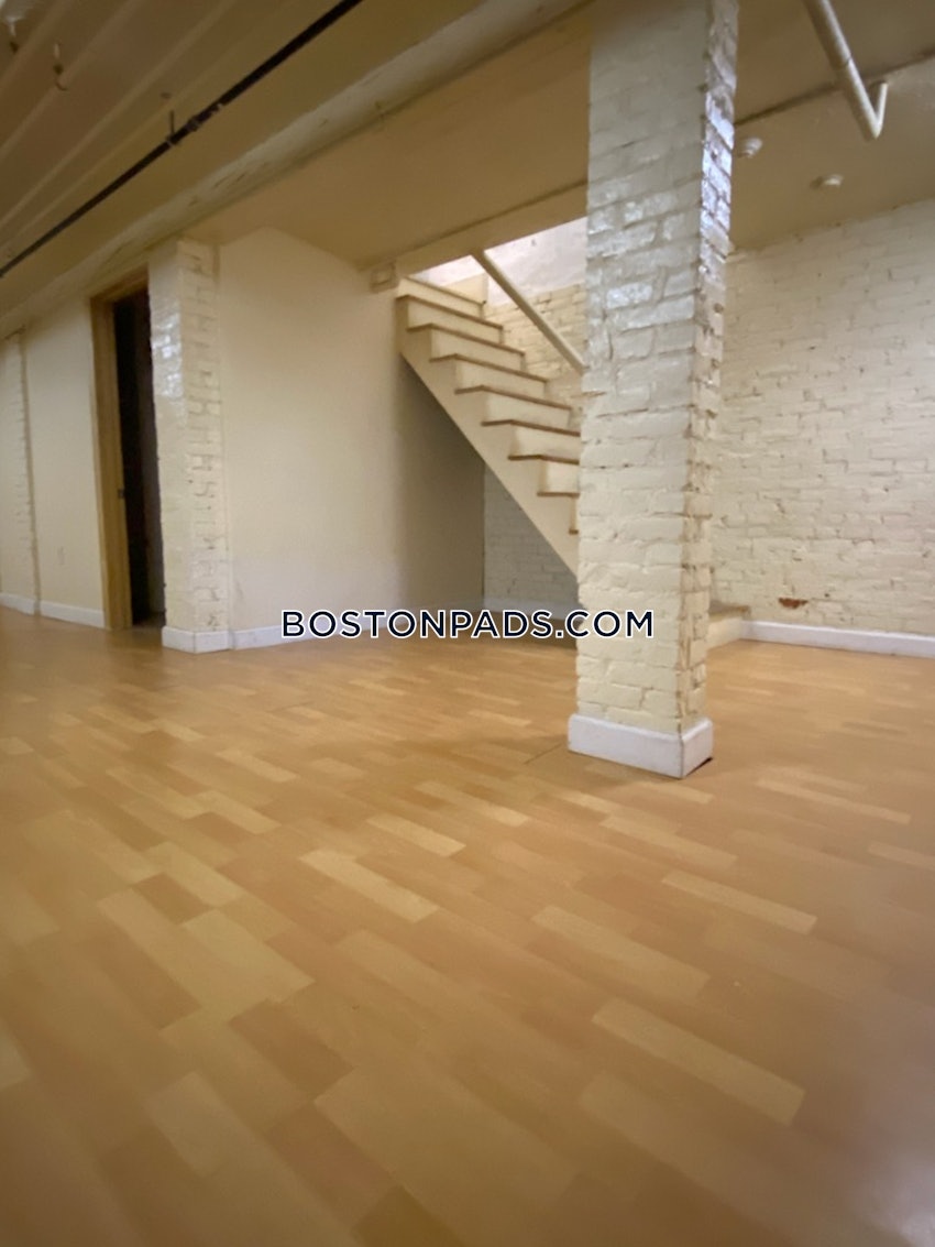 CAMBRIDGE - CENTRAL SQUARE/CAMBRIDGEPORT - 4 Beds, 2 Baths - Image 10