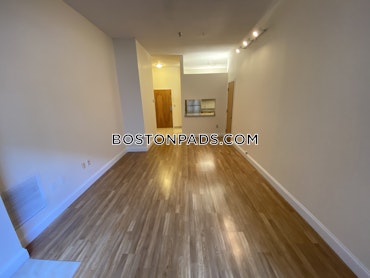 Boston - 2 Beds, 2 Baths