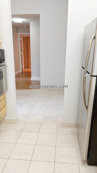 Boston - 2 Beds, 2 Baths