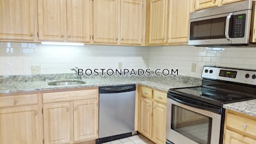 Boston - 2 Beds, 2 Baths