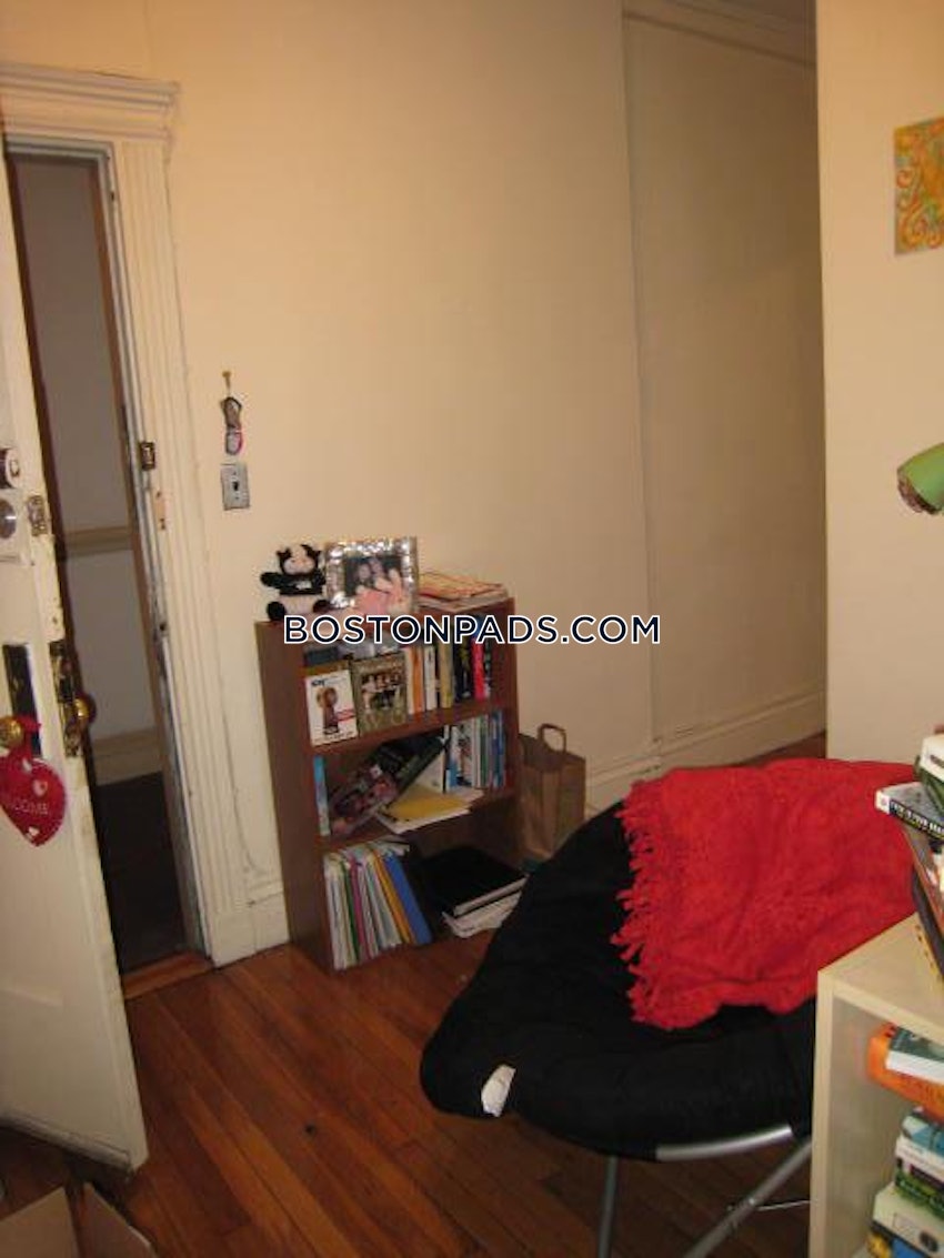 BOSTON - BACK BAY - 1 Bed, 1 Bath - Image 5