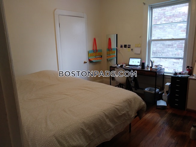 Boston - $4,200+ /mo