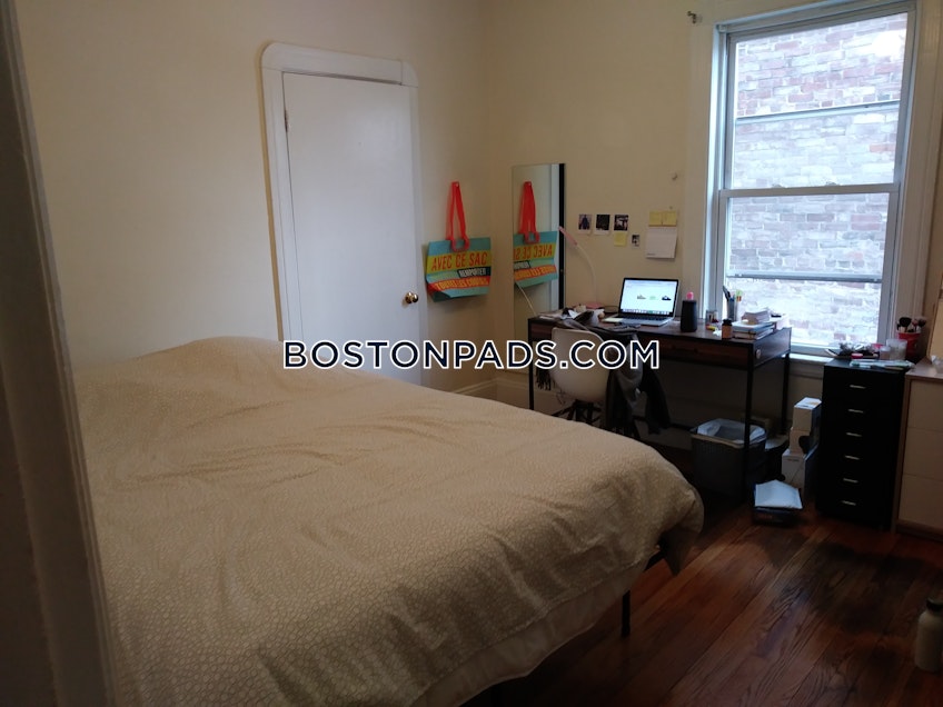 Boston - $4,200+ /month
