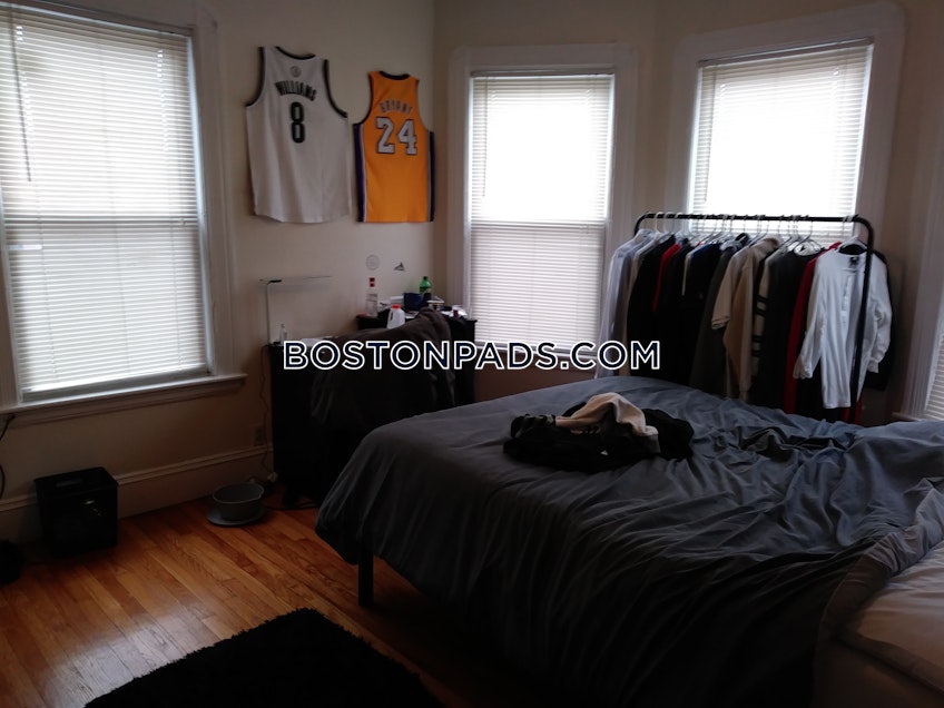 Boston - $4,200+ /month
