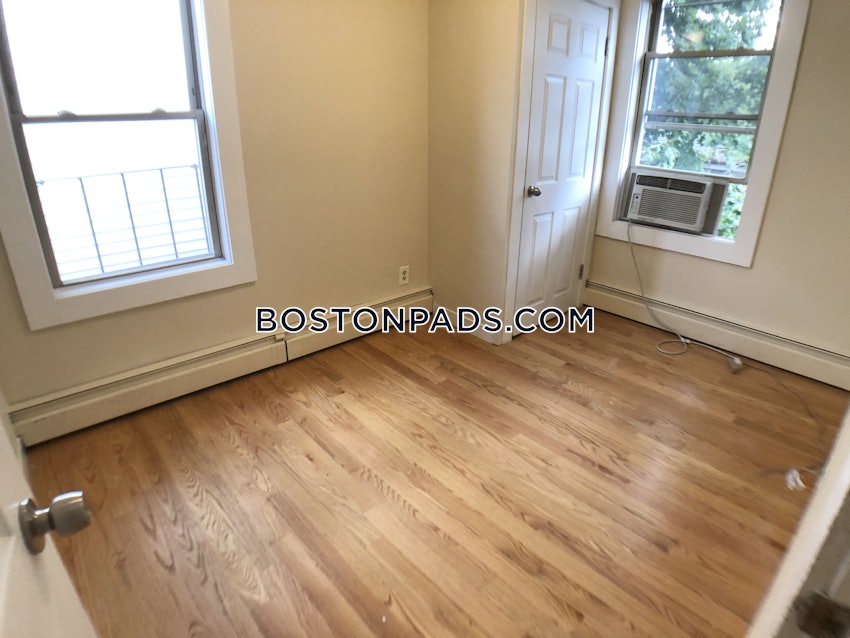 BOSTON - SOUTH BOSTON - WEST SIDE - 3 Beds, 1 Bath - Image 2