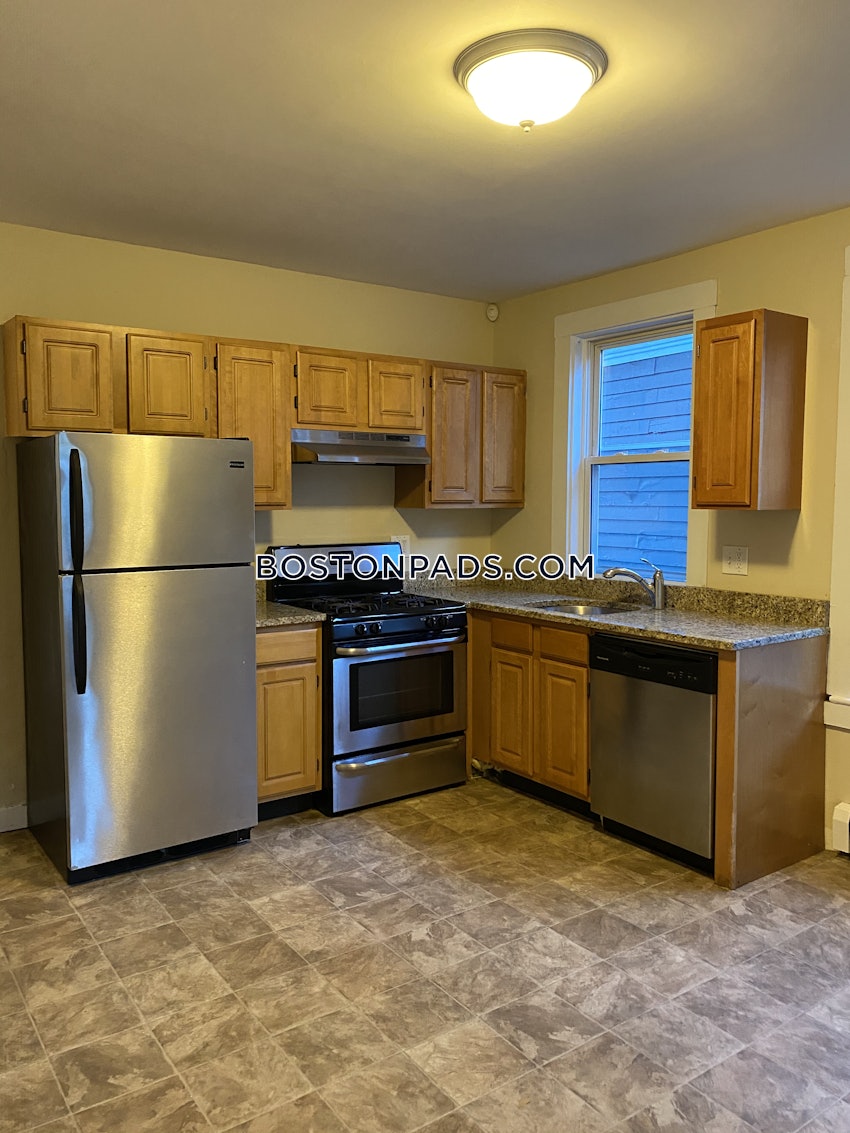 BOSTON - SOUTH BOSTON - ANDREW SQUARE - 3 Beds, 1 Bath - Image 12