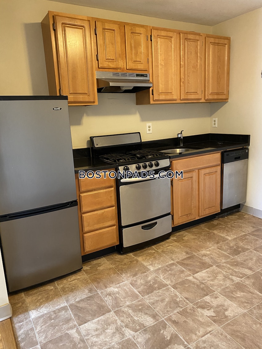 BOSTON - SOUTH BOSTON - ANDREW SQUARE - 2 Beds, 1 Bath - Image 4