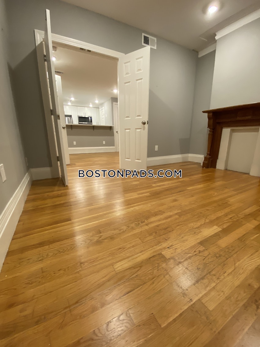 BOSTON - SOUTH BOSTON - WEST SIDE - 3 Beds, 1 Bath - Image 1