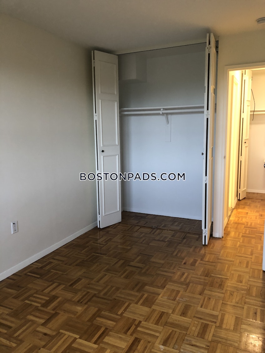 BROOKLINE- BOSTON UNIVERSITY - 2 Beds, 1.5 Baths - Image 6