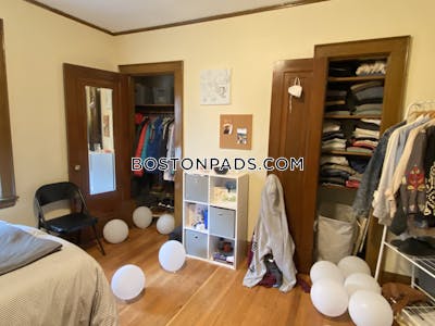 Medford 3 Bed 1 Bath MEDFORD  Tufts - $3,900