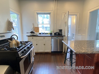 Somerville 5 Beds 1 Bath  Tufts - $6,375