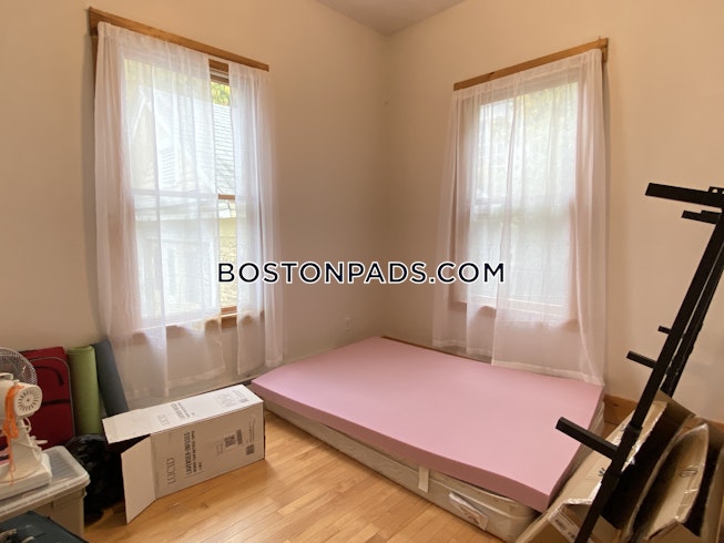 Somerville - $5,900+ /mo