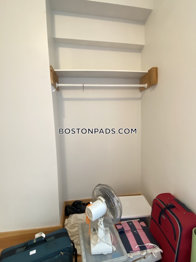 Somerville - $5,900+ /mo