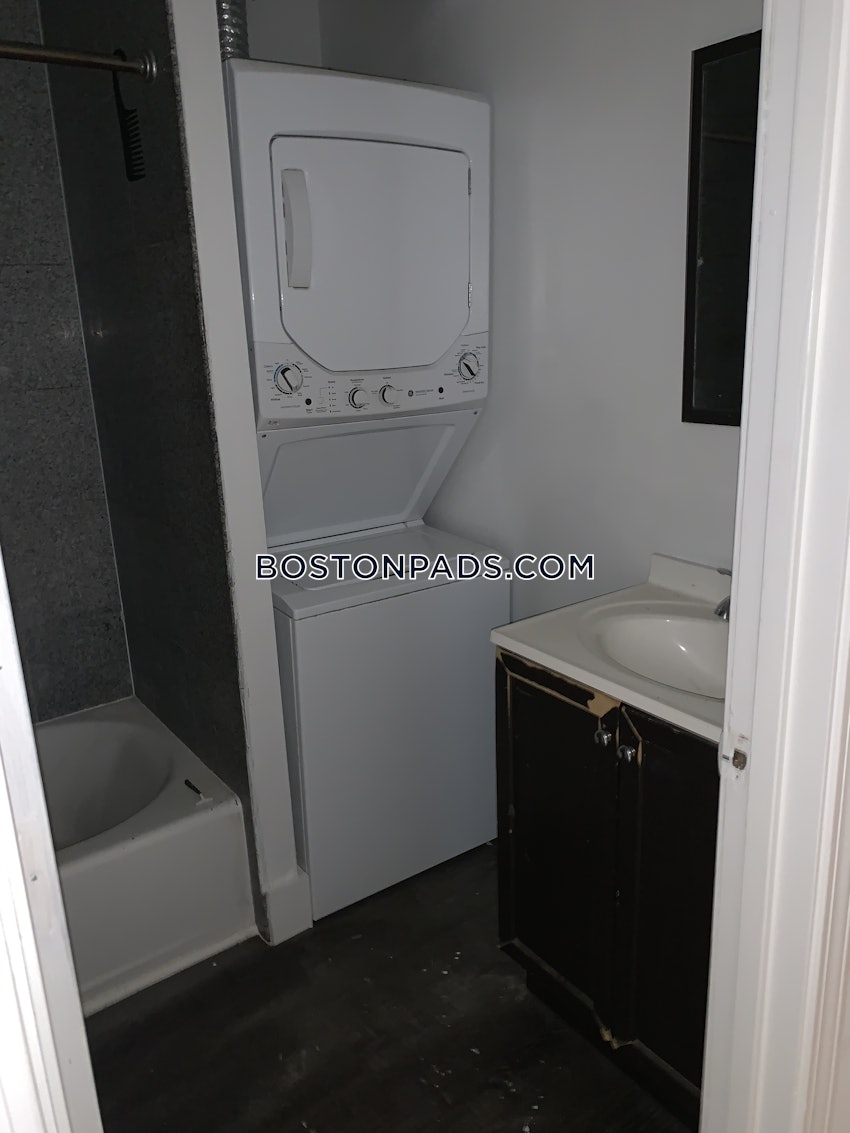 BOSTON - DORCHESTER - UPHAMS CORNER - 4 Beds, 2 Baths - Image 3