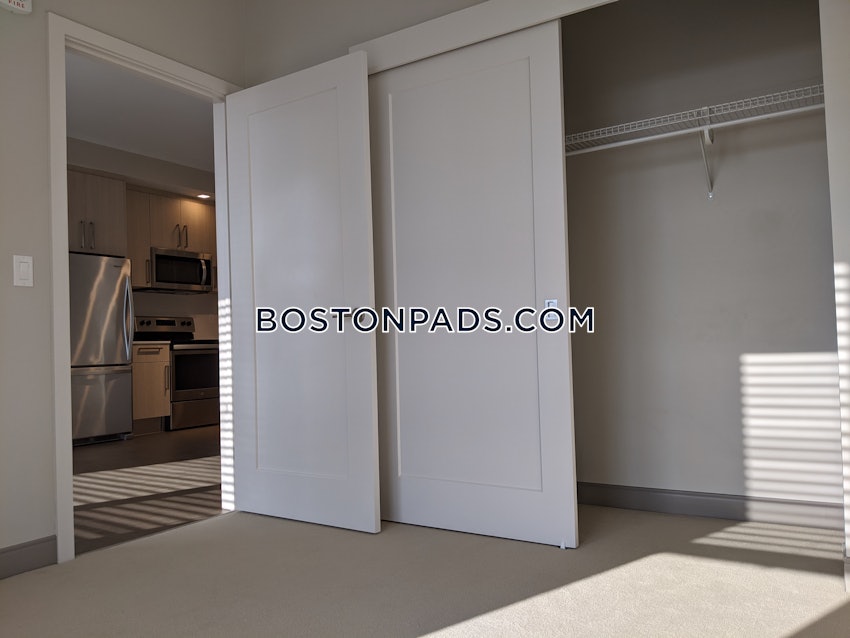 BOSTON - JAMAICA PLAIN - FOREST HILLS - 1 Bed, 1 Bath - Image 4