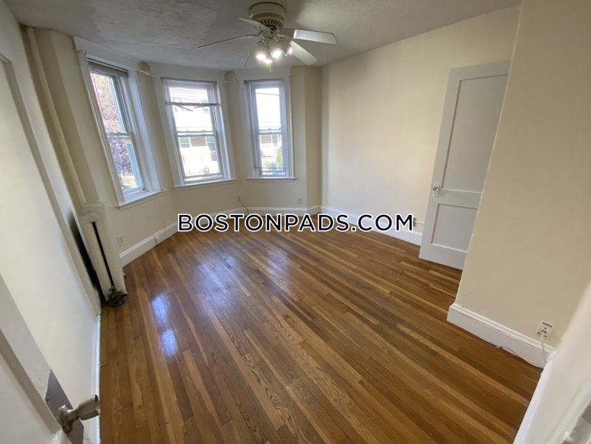 BOSTON - ALLSTON - 1 Bed, 1 Bath - Image 5