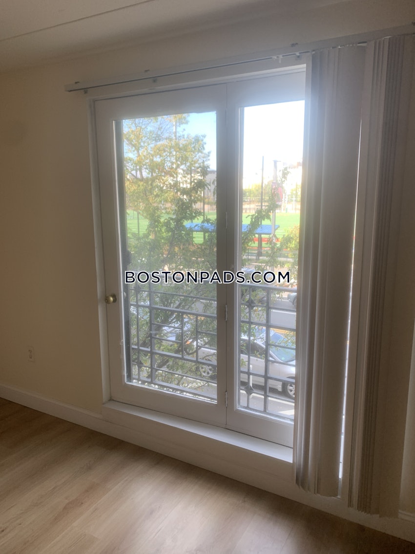 BOSTON - NORTHEASTERN/SYMPHONY - 2 Beds, 2 Baths - Image 7