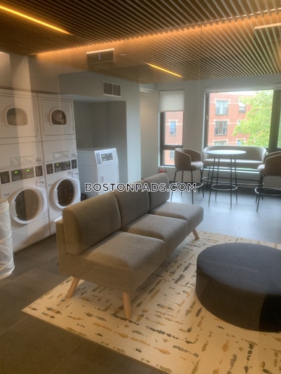 South End 3 Beds 2 Baths Boston - $5,550 No Fee