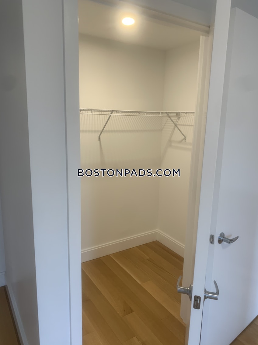Boston - $5,550+ /month