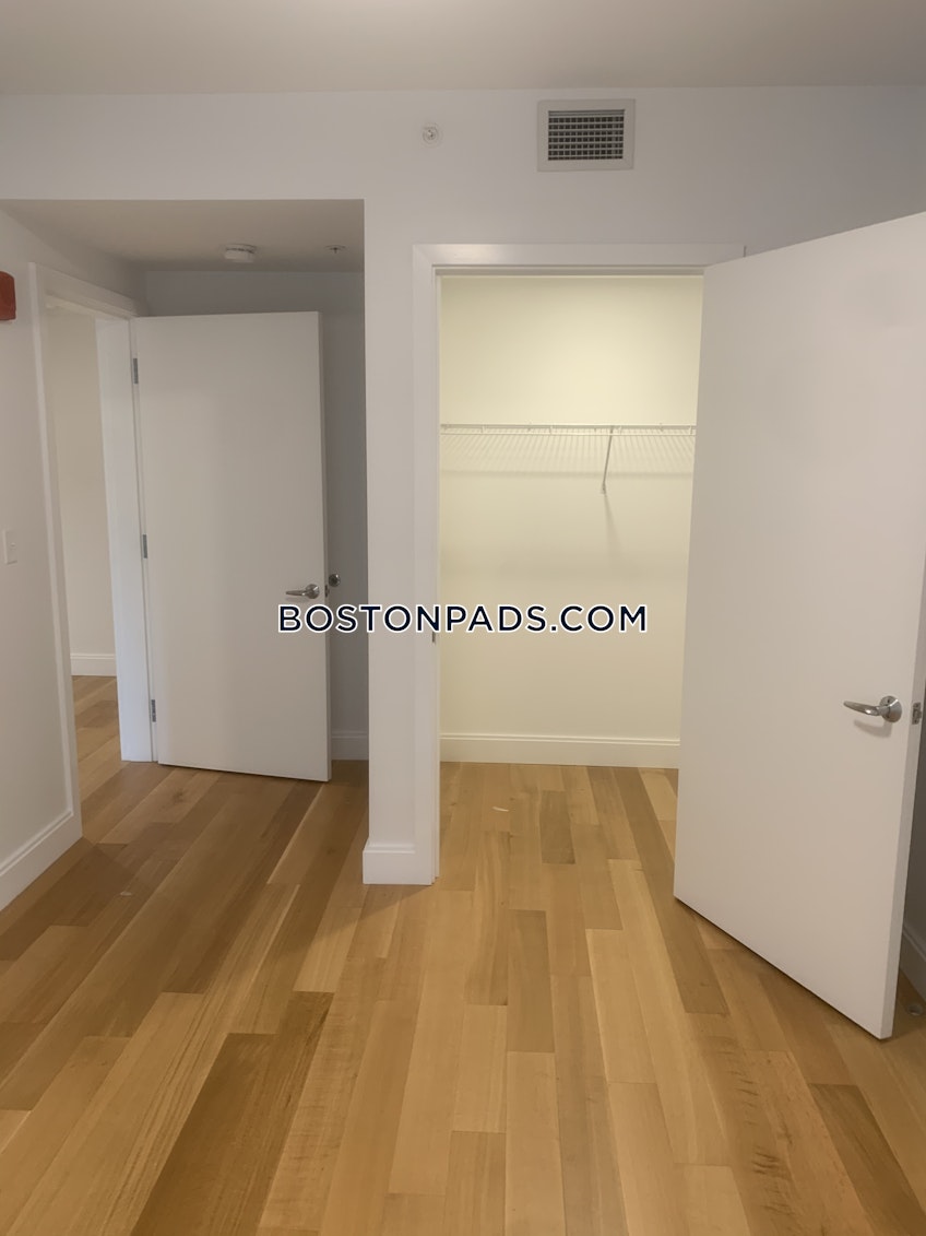 Boston - $5,550+ /month