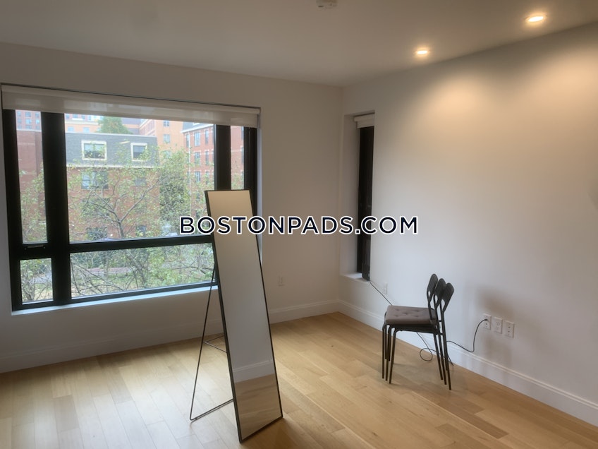 Boston - $5,550+ /month