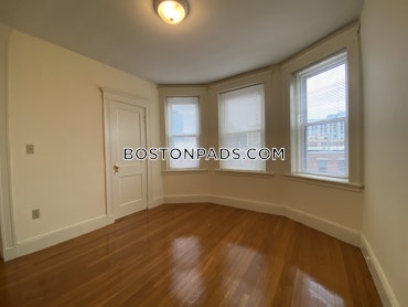 Boston - 1 Beds, 1 Baths