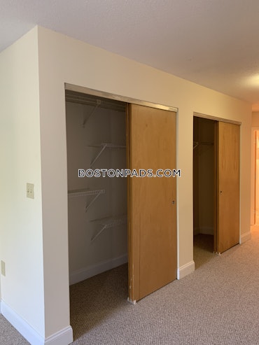 Boston - 2 Beds, 2 Baths