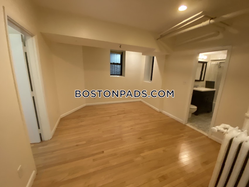 BOSTON - BACK BAY - 2 Beds, 1 Bath - Image 15