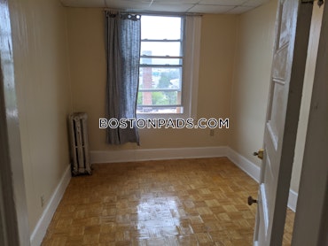 Boston - 3 Beds, 1 Baths