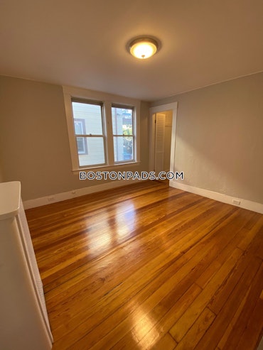 Somerville - 3 Beds, 1 Baths