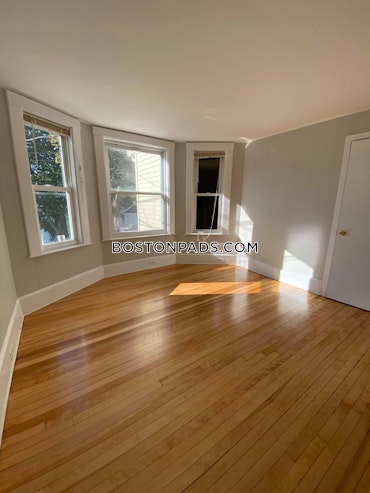 Somerville - 3 Beds, 1 Baths