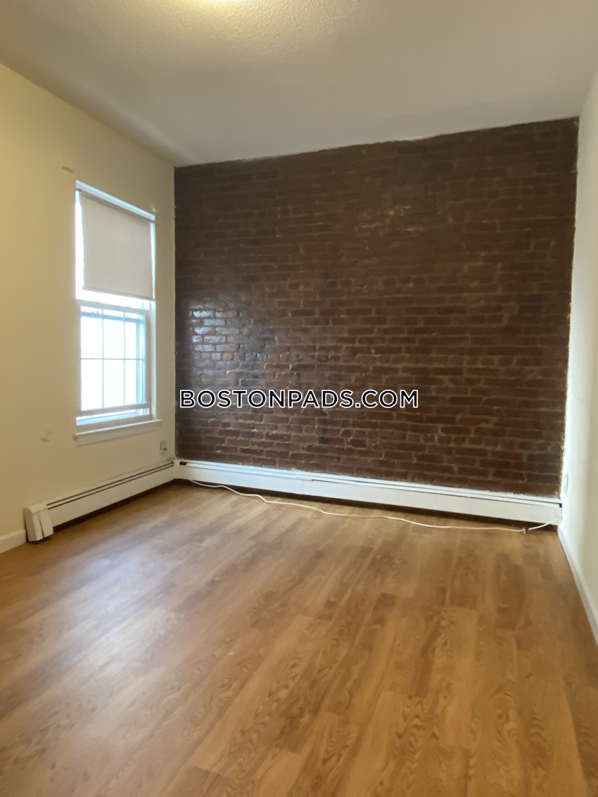 BOSTON - JAMAICA PLAIN - JAMAICA POND/PONDSIDE - 1 Bed, 1 Bath - Image 1