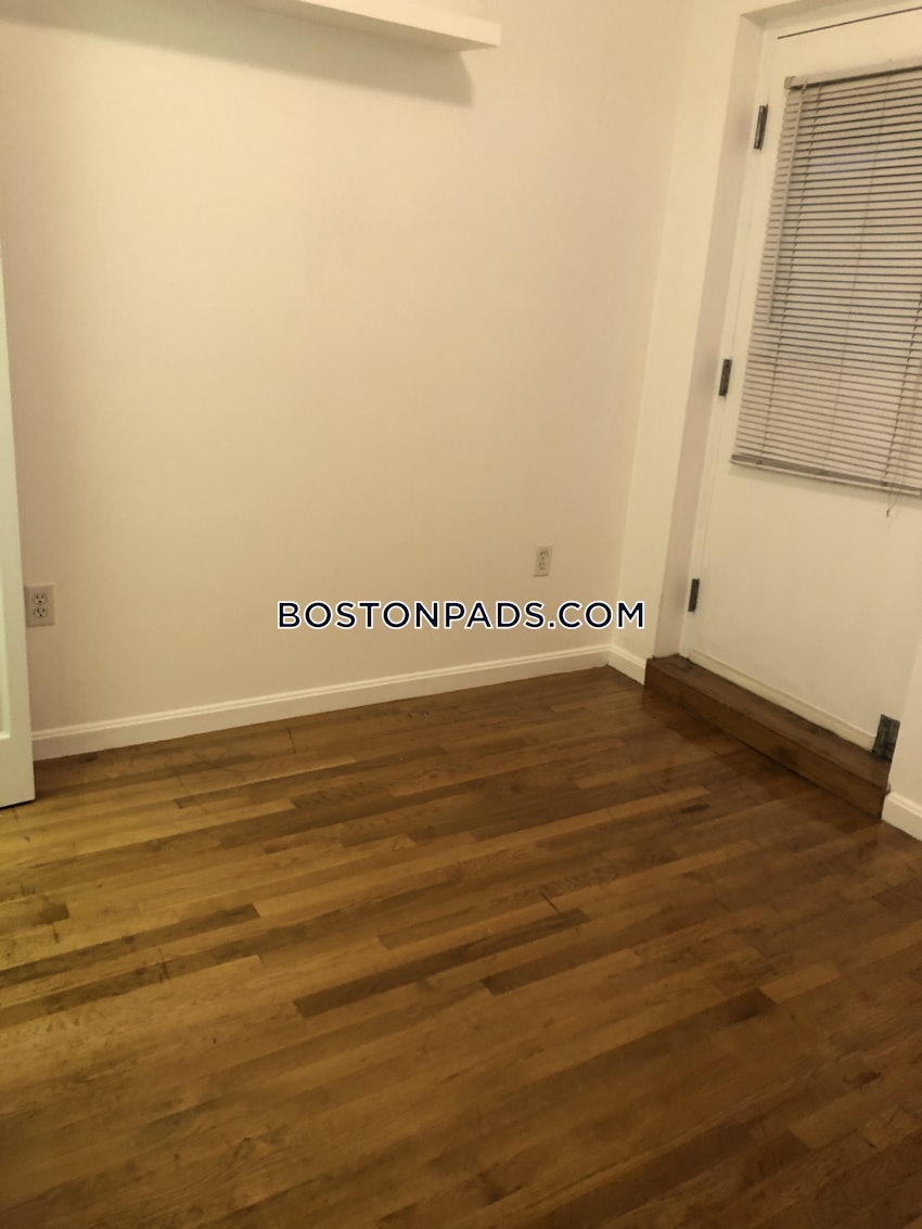 BOSTON - NORTH END - 2 Beds, 2 Baths - Image 15