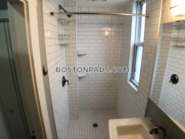 Boston - 4 Beds, 2 Baths