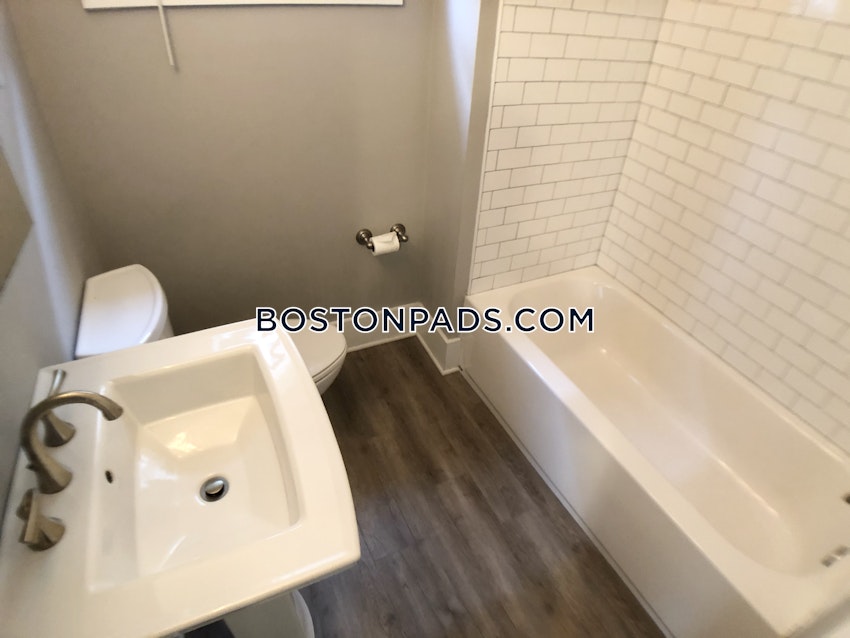 BOSTON - SOUTH BOSTON - ANDREW SQUARE - 4 Beds, 2 Baths - Image 66