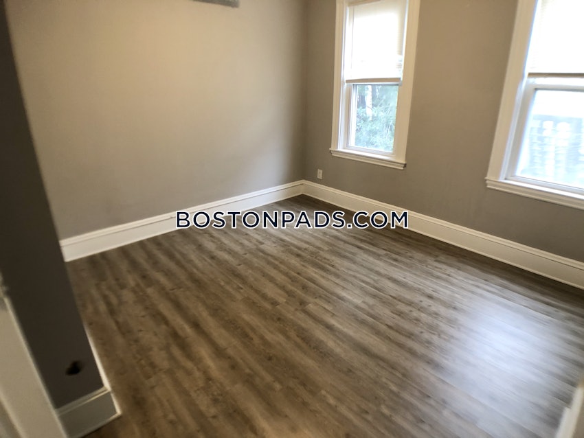BOSTON - SOUTH BOSTON - ANDREW SQUARE - 4 Beds, 2 Baths - Image 28