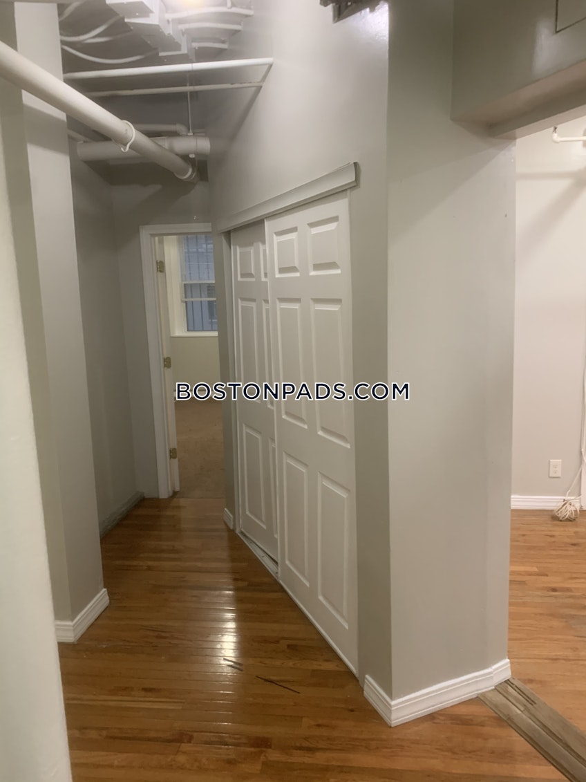 Boston - $3,775+ /month