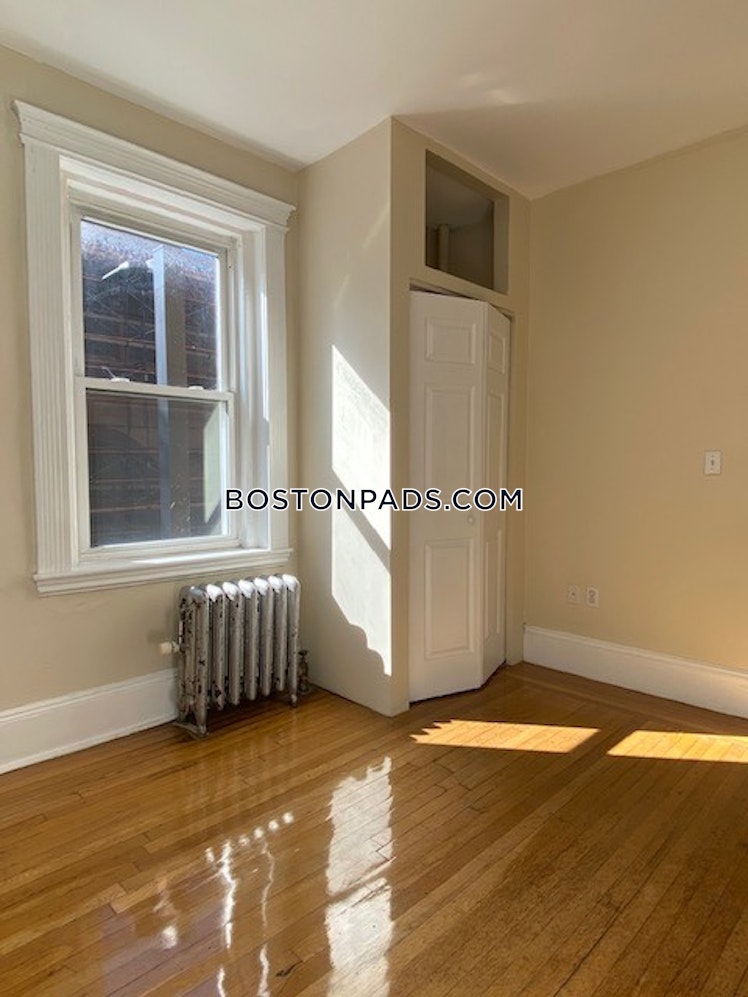 Hemenway St., Boston